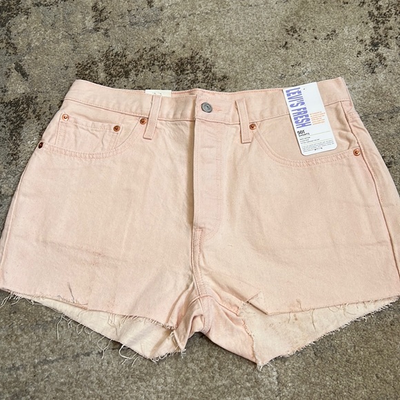 NWT LIGHT ORANGE 501 LEVI SHORTS - Picture 1 of 6